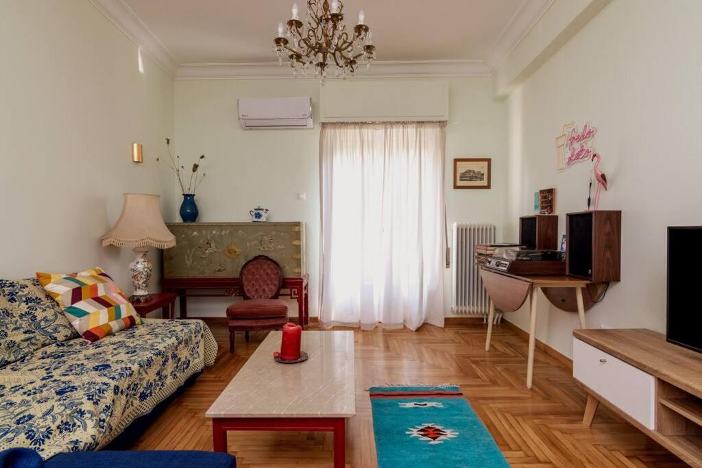 Iphigenia 2 Bedroom Retro Downtown Apartment Athènes Extérieur photo